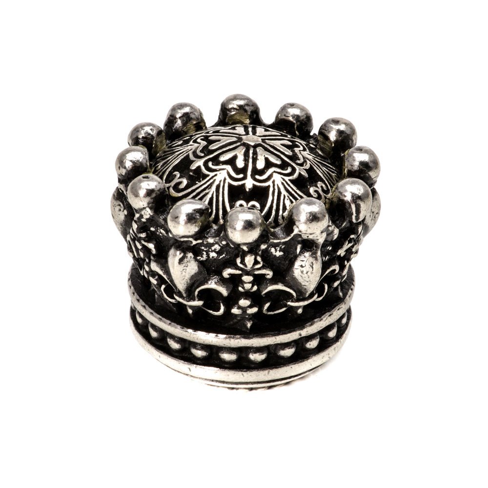 King Henry Medium Round Knob Small Beaded Band in Chalice