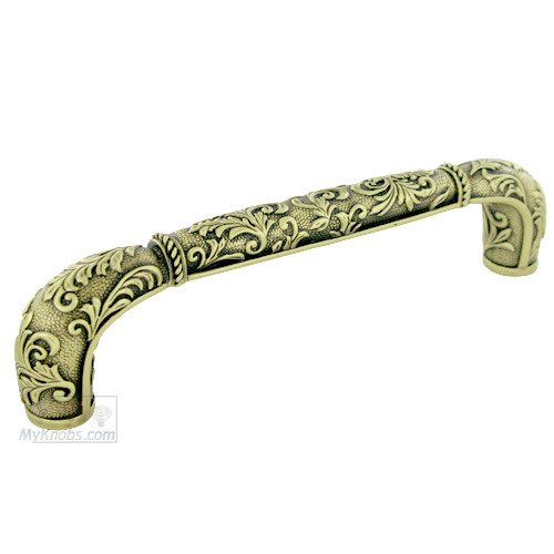 5" Centers Glendale Handle in Antique Brass