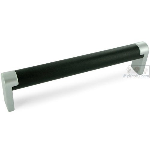 7 1/2" (192mm) Centers Handle in Black with Polished Chrome