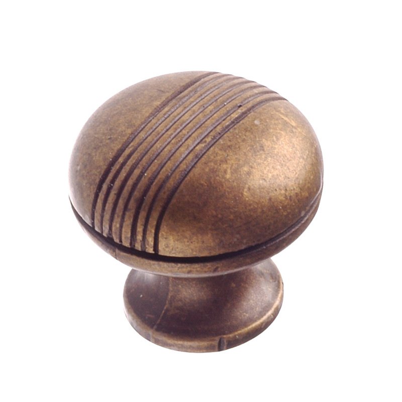 1 1/4" Diameter Knob with Etched Stripes in Burnished Brass