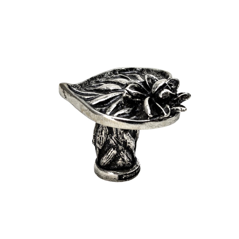 Lily Pad Large Knob in Oil Rubbed Bronze