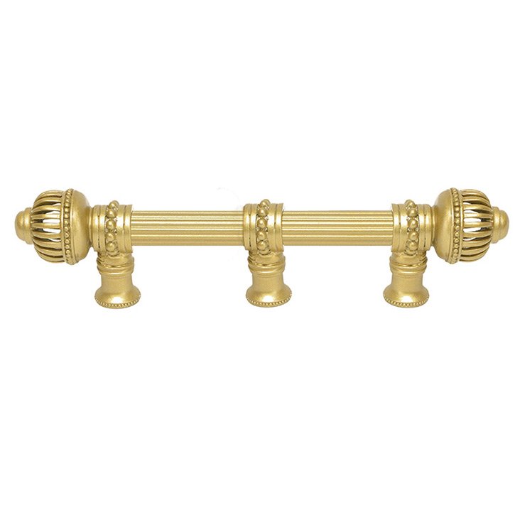 6" Centers Reeded Pull With Large Finial And Center Brace in Cobblestone