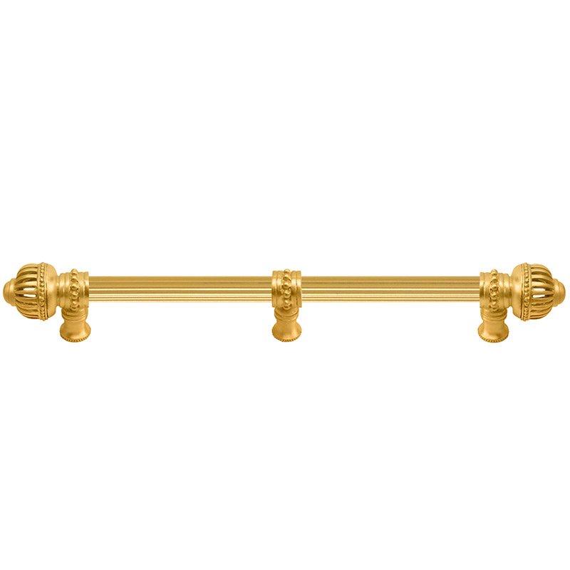 22" Centers Pull with Large Finial and 5/8" Reeded Center with Center Brace in Satin Gold