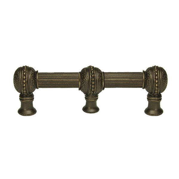 6" Centers With 5/8" Reeded Center Long Pull With Center Brace in Antique Brass