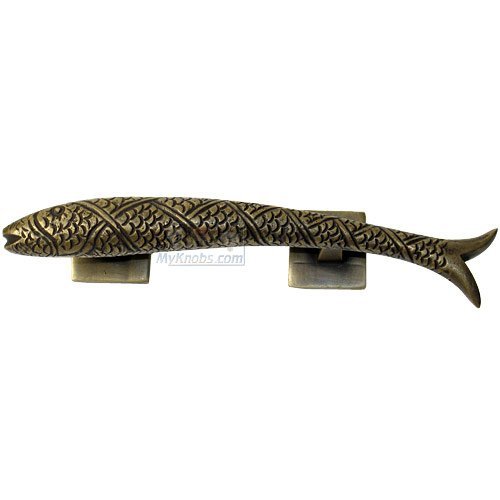 4 7/8" Right Carved Fish Pull