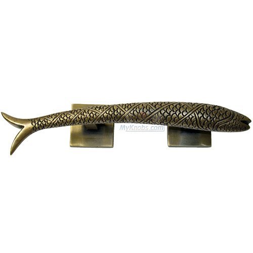 7 1/4" Left Carved Fish Pull