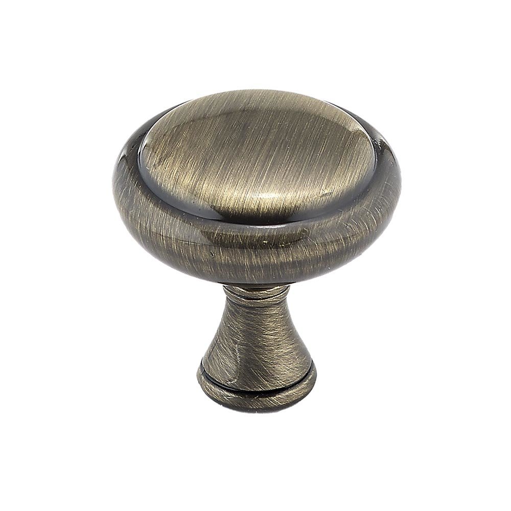 1 1/4" Round Knob In Antique English