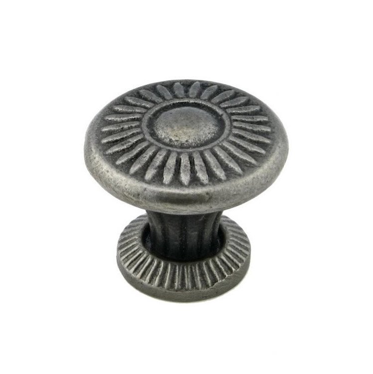 1 1/4" Round Traditional Cast Iron Knob in Natural Iron