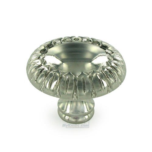 1 1/2" Petals At The Edge Knob In Polished Nickel