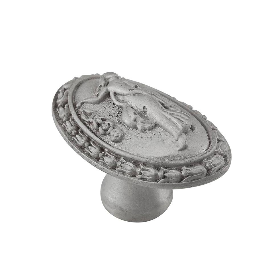 Oval Woman Knob with Small Base in Satin Nickel